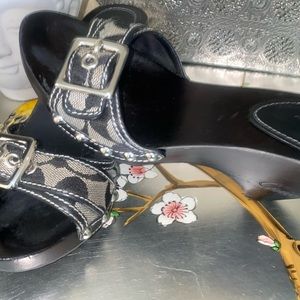 Coach size 6 1/2 slip sandals black and grey